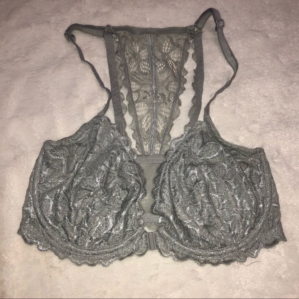 PINK Date Racerback 32DD Gray/Silver Lace bra